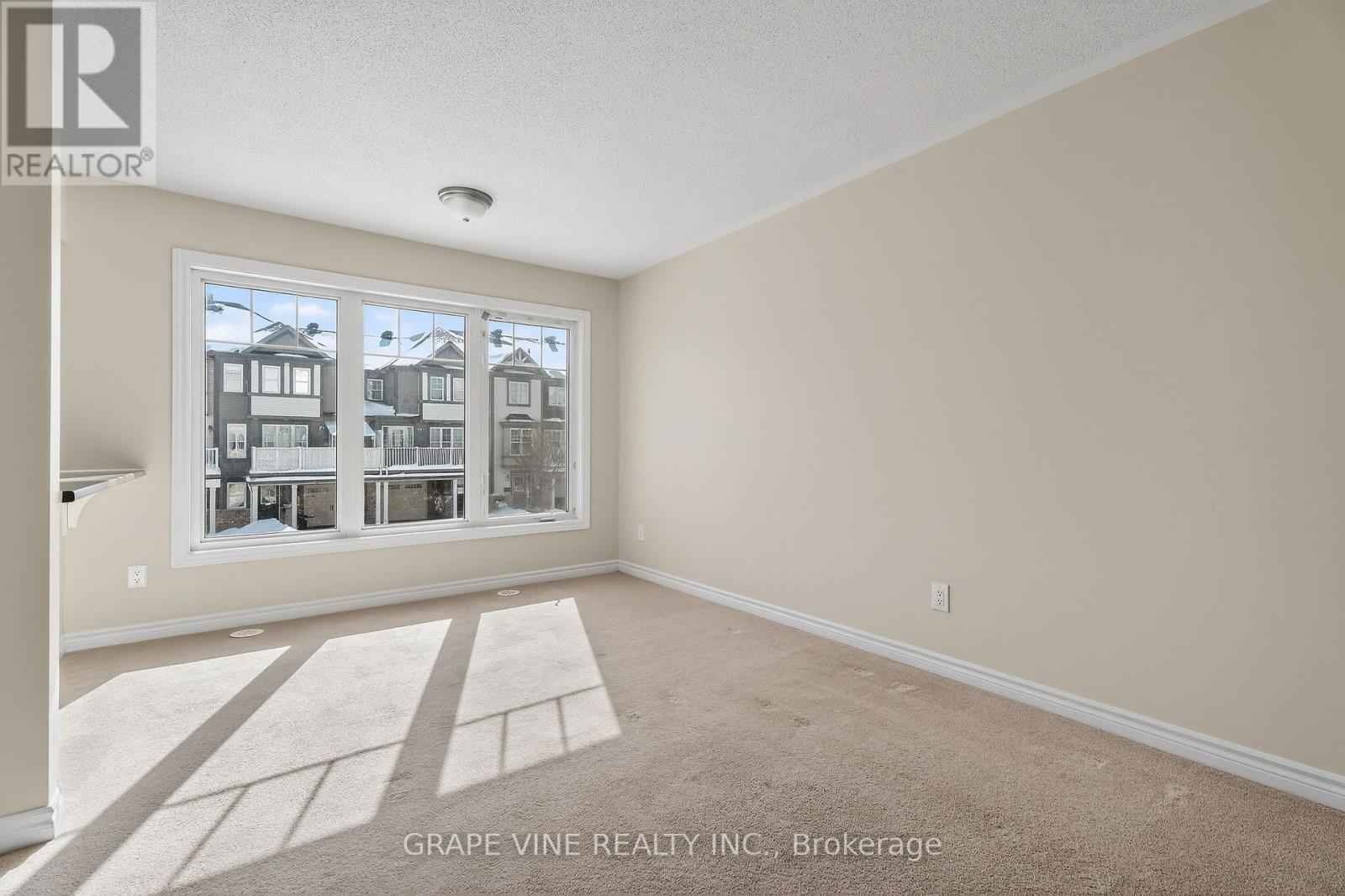 330 Sweet Grass Circle, Ottawa, Ontario  K2J 5W9 - Photo 15 - X12838242