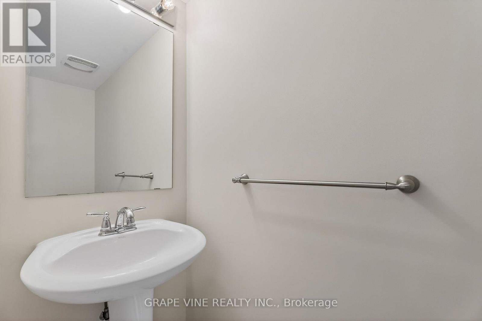 330 Sweet Grass Circle, Ottawa, Ontario  K2J 5W9 - Photo 8 - X12838242