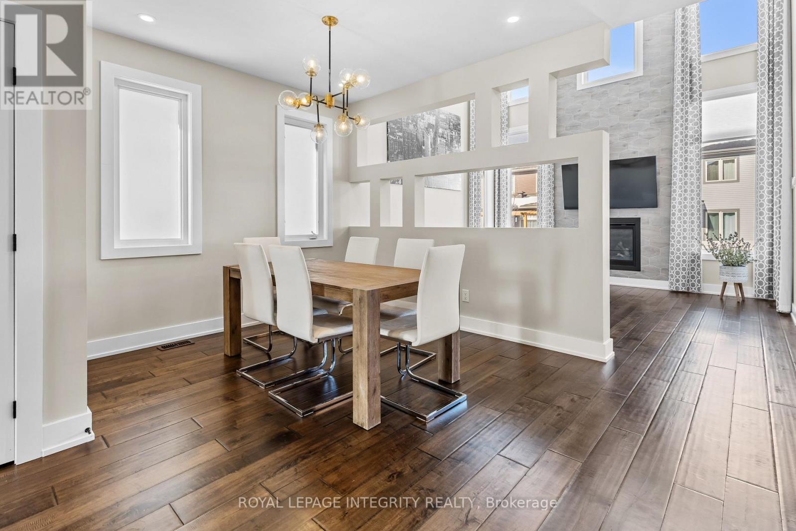 332 Haliburton Heights, Ottawa, Ontario  K2V 0G1 - Photo 6 - X12838350