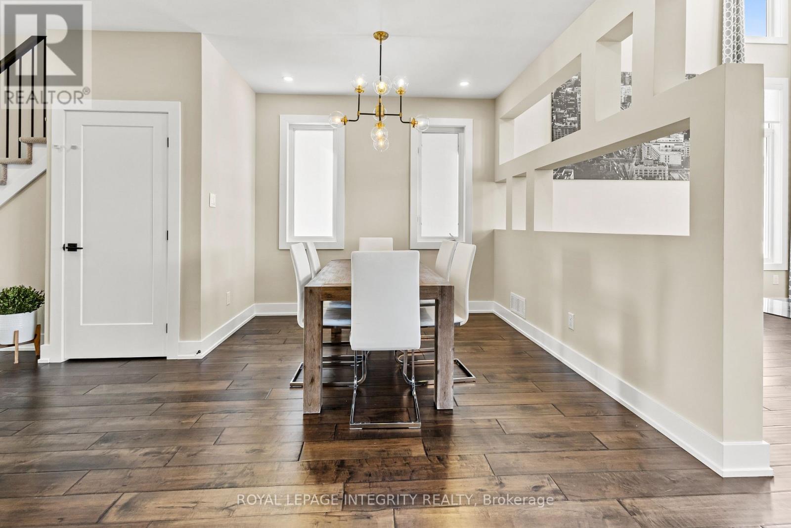 332 Haliburton Heights, Ottawa, Ontario  K2V 0G1 - Photo 7 - X12838350