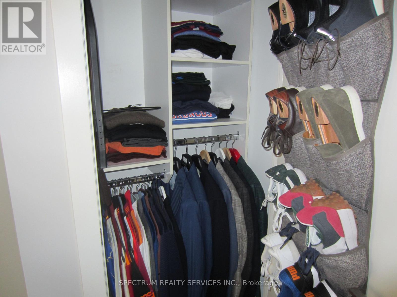 417 - 199 Richmond Street, Toronto, Ontario  M5V 0H4 - Photo 24 - C12835772