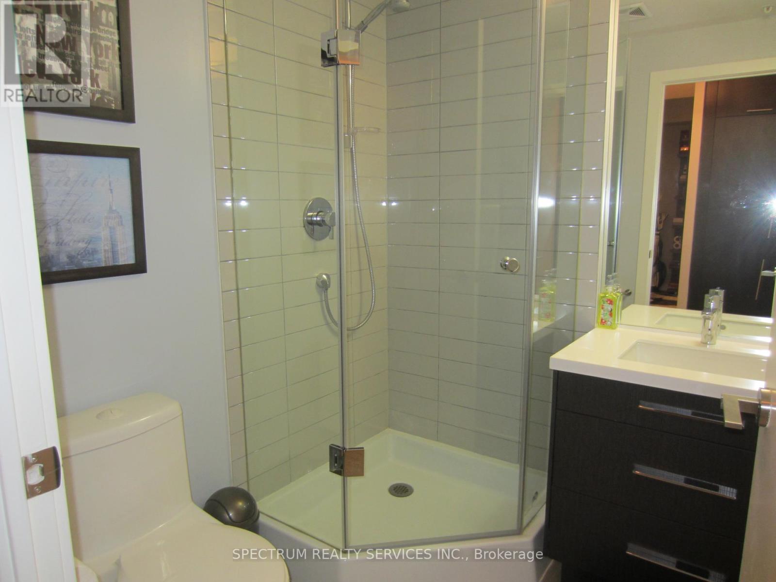 417 - 199 Richmond Street, Toronto, Ontario  M5V 0H4 - Photo 18 - C12835772