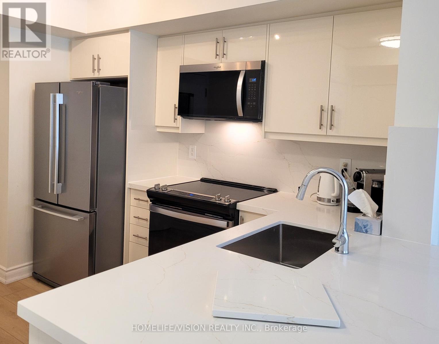 1229 - 28 Sommerset Way, Toronto, Ontario  M2N 6W7 - Photo 5 - C12836730