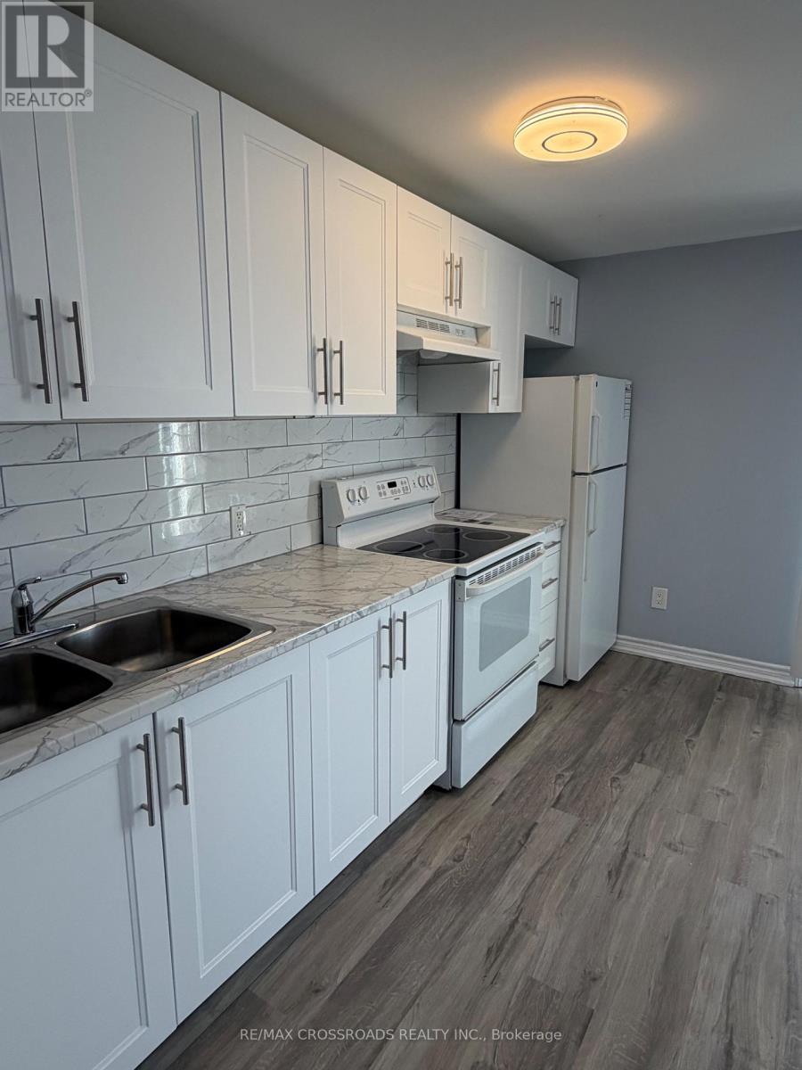 Lower - 33 Netherway Crescent, Ajax, Ontario  L1T 4X6 - Photo 4 - E12829892