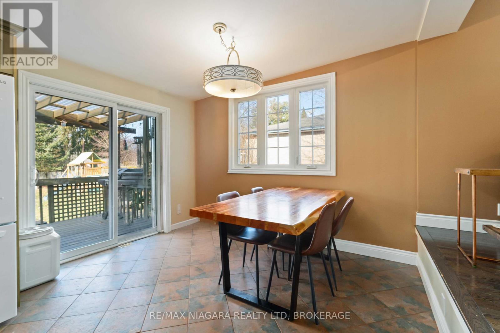 1671 Third Street Louth Street, St. Catharines, Ontario  L2R 6P9 - Photo 11 - X12838216