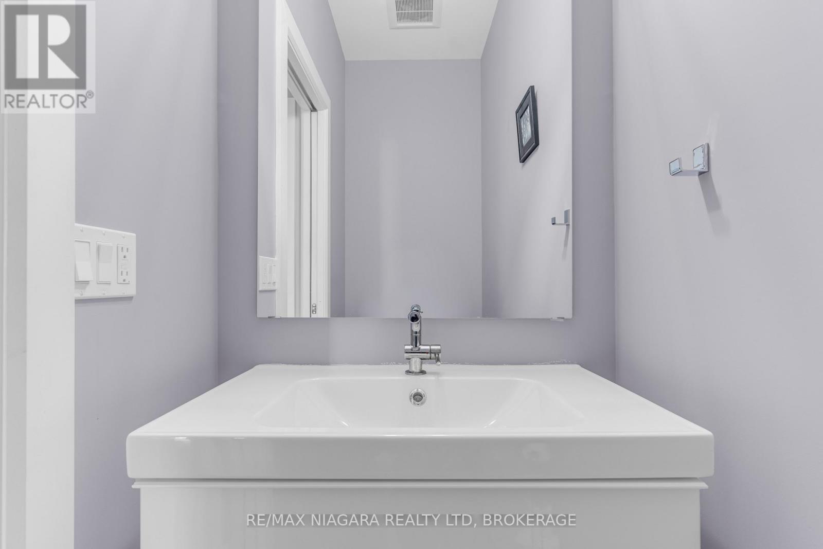 5 Heron Pointe Road, Port Colborne, Ontario  L3K 6A9 - Photo 17 - X12838248