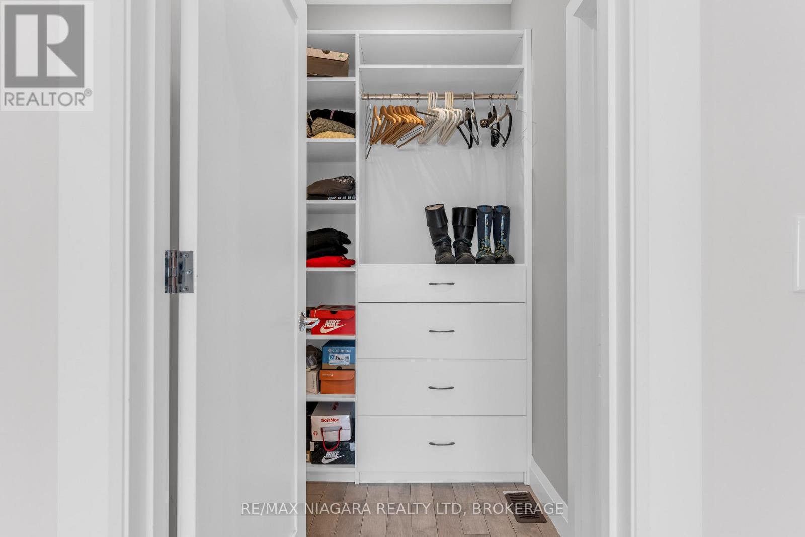 5 Heron Pointe Road, Port Colborne, Ontario  L3K 6A9 - Photo 22 - X12838248