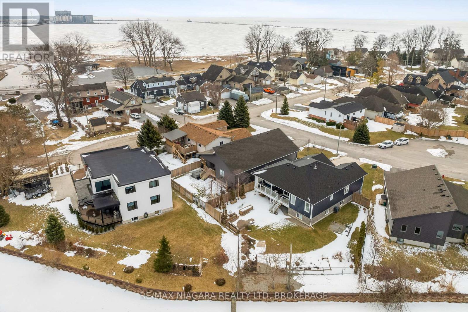 5 Heron Pointe Road, Port Colborne, Ontario  L3K 6A9 - Photo 37 - X12838248