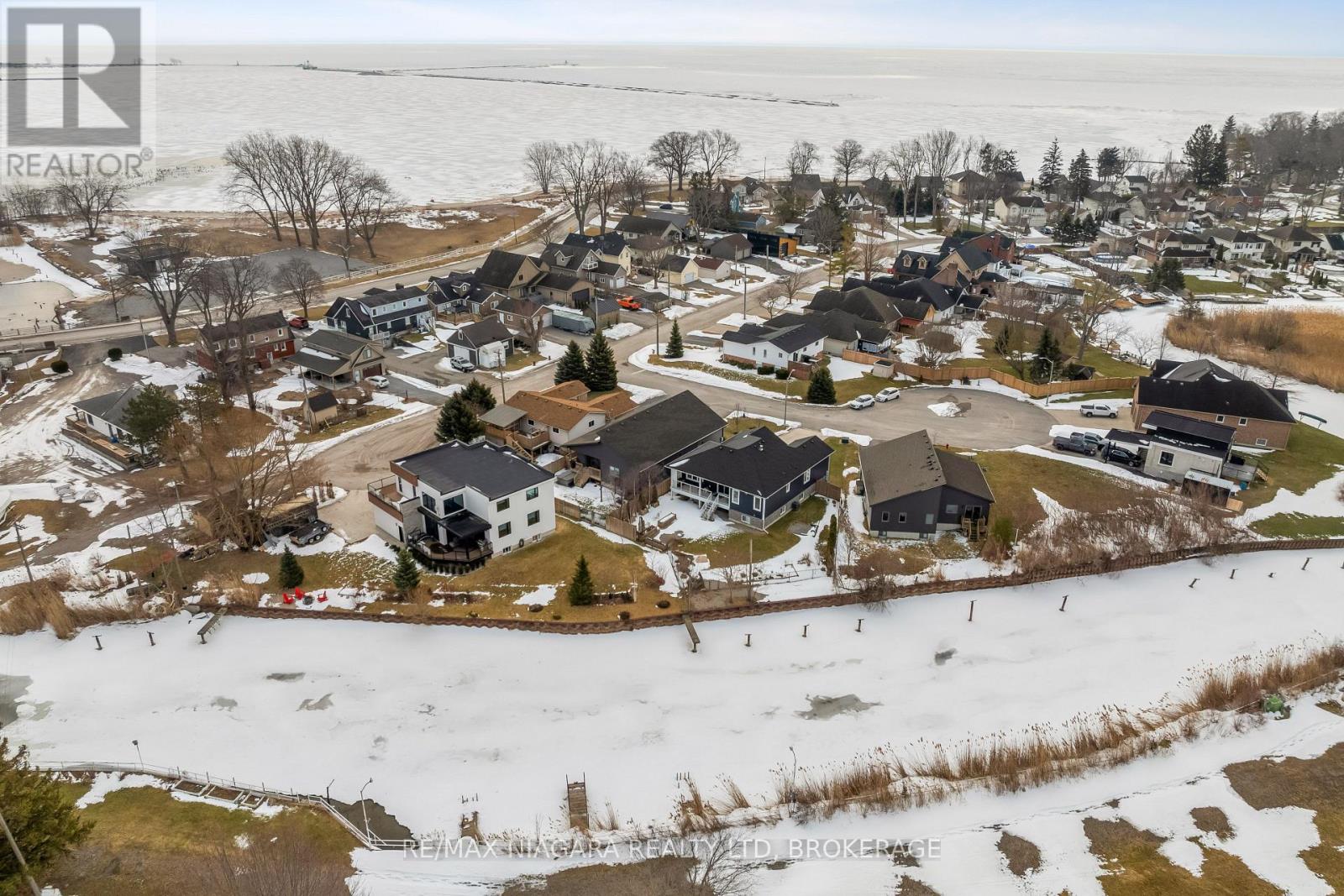 5 Heron Pointe Road, Port Colborne, Ontario  L3K 6A9 - Photo 42 - X12838248