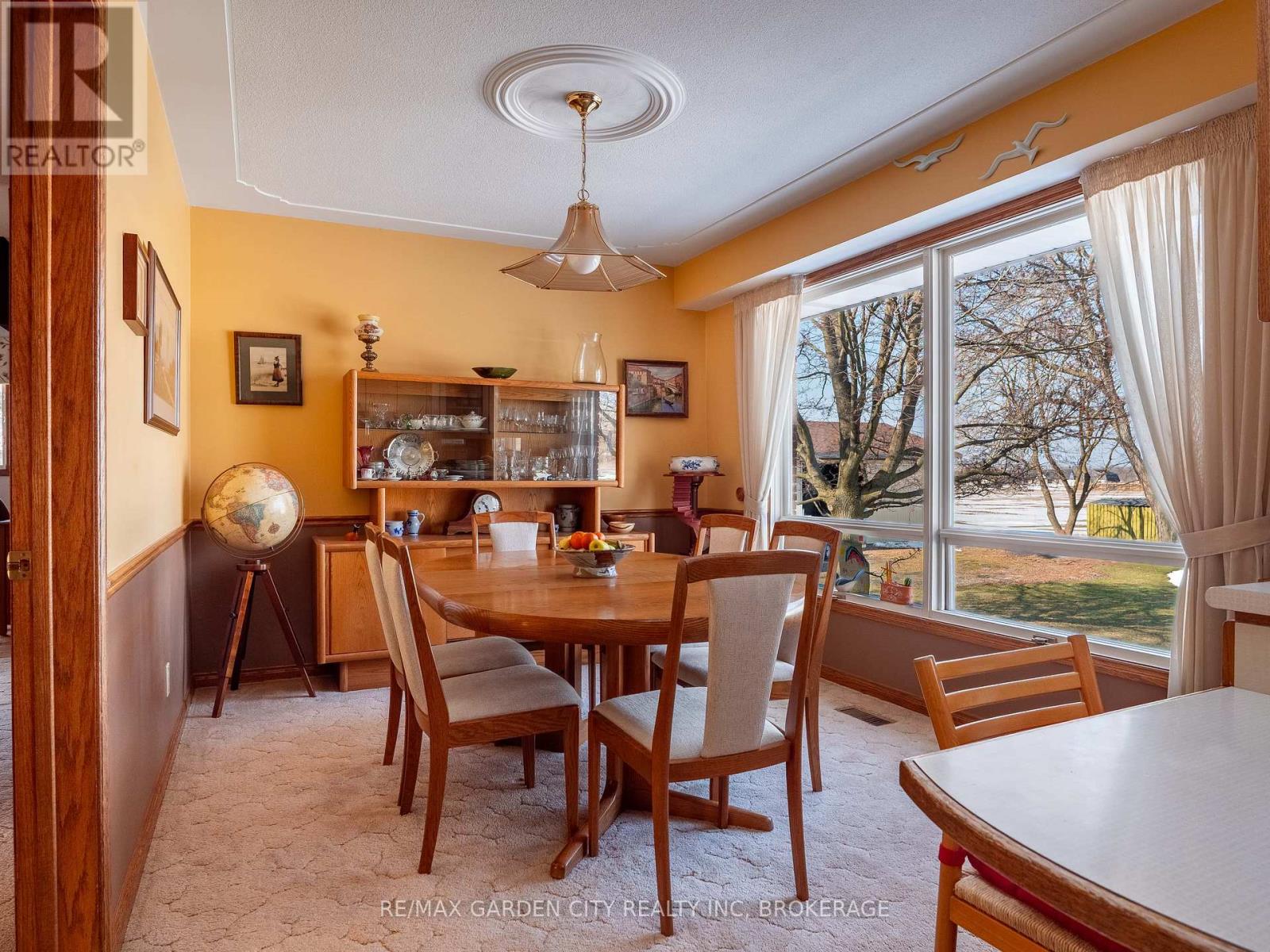 1609 Pelham Road, St. Catharines, Ontario  L2R 6P7 - Photo 13 - X12838272