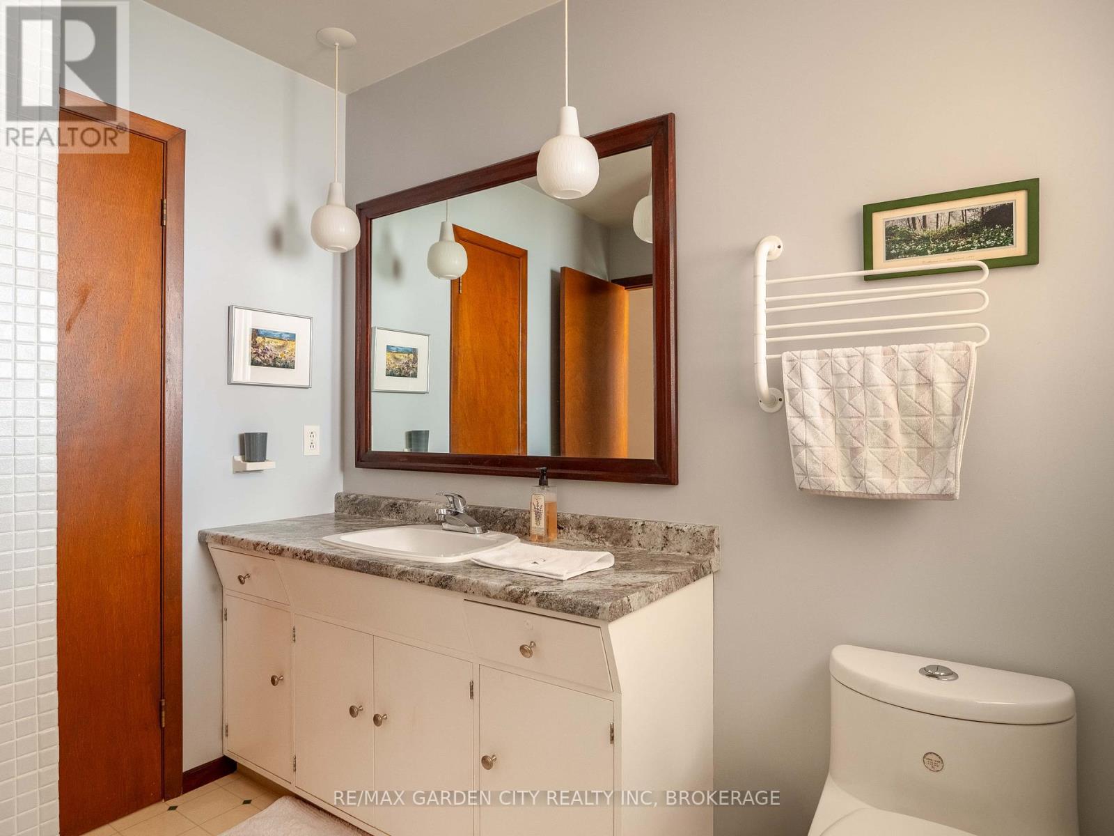 1609 Pelham Road, St. Catharines, Ontario  L2R 6P7 - Photo 20 - X12838272