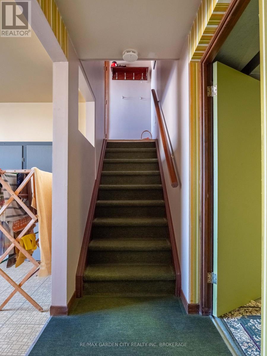 1609 Pelham Road, St. Catharines, Ontario  L2R 6P7 - Photo 22 - X12838272