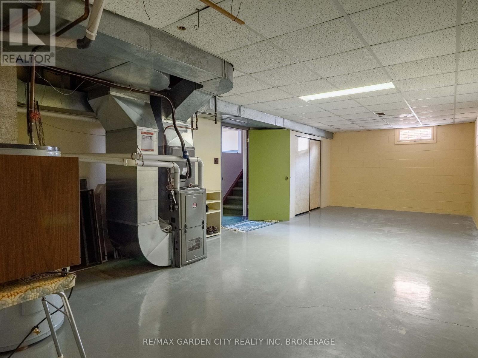 1609 Pelham Road, St. Catharines, Ontario  L2R 6P7 - Photo 30 - X12838272