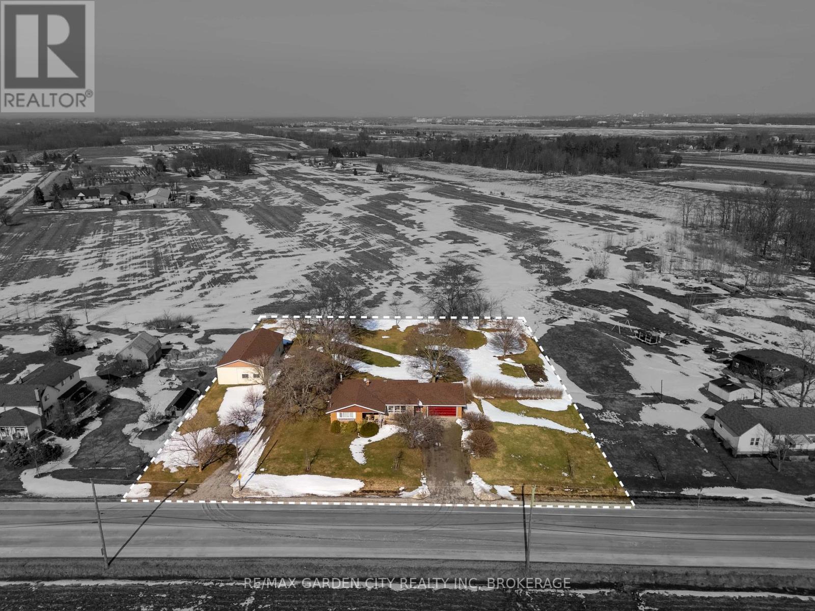 1609 Pelham Road, St. Catharines, Ontario  L2R 6P7 - Photo 39 - X12838272