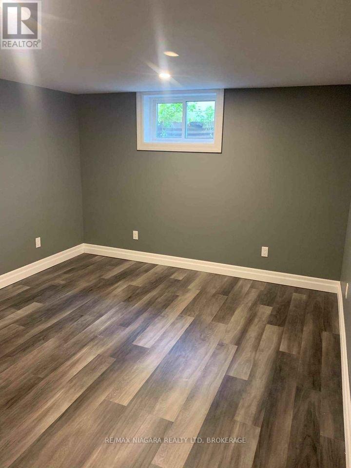 3251 Saint Paul Avenue, Niagara Falls, Ontario  L2J 2M2 - Photo 11 - X12838292