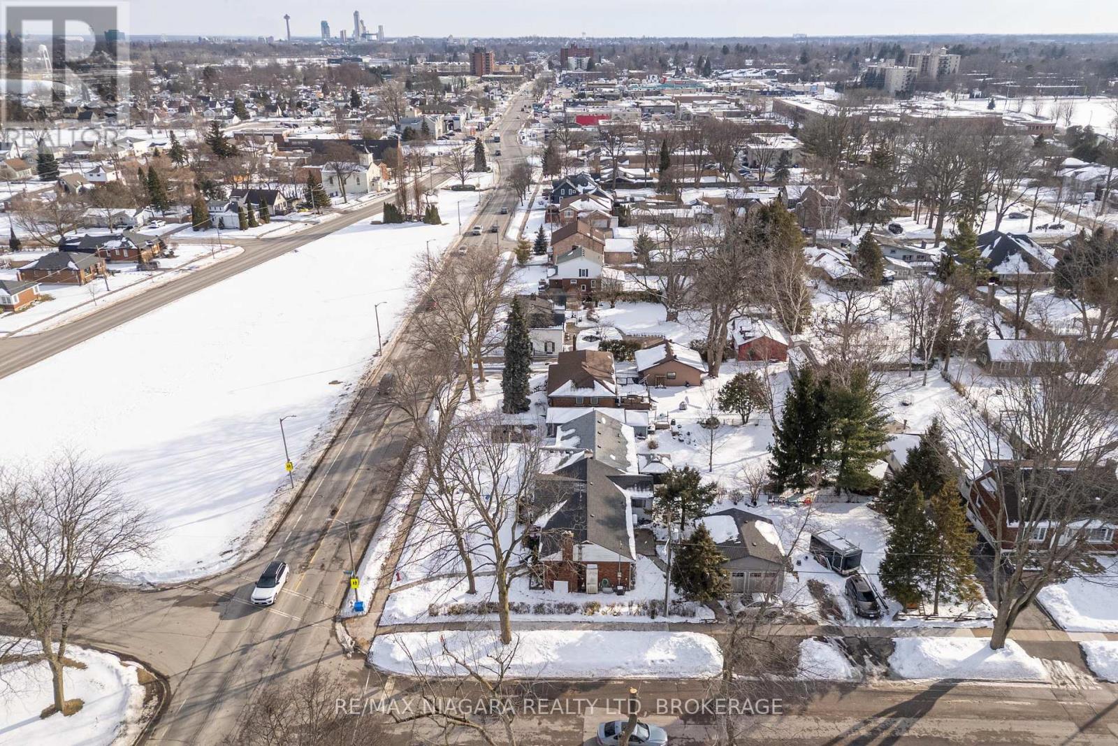 3251 Saint Paul Avenue, Niagara Falls, Ontario  L2J 2M2 - Photo 18 - X12838292