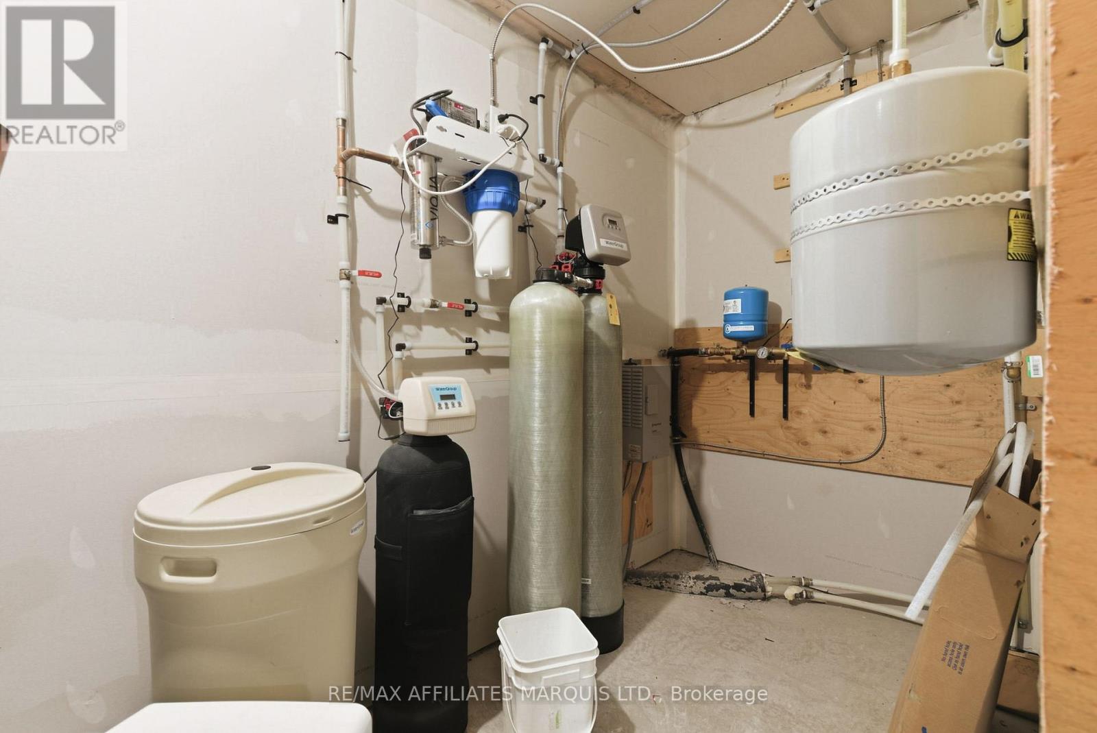 17026 Myers Road, South Stormont, Ontario  K0C 2A0 - Photo 34 - X12705964