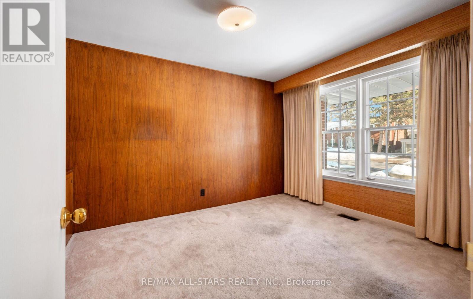 28 Montressor Drive, Toronto, Ontario  M2P 1Z1 - Photo 15 - C12838126