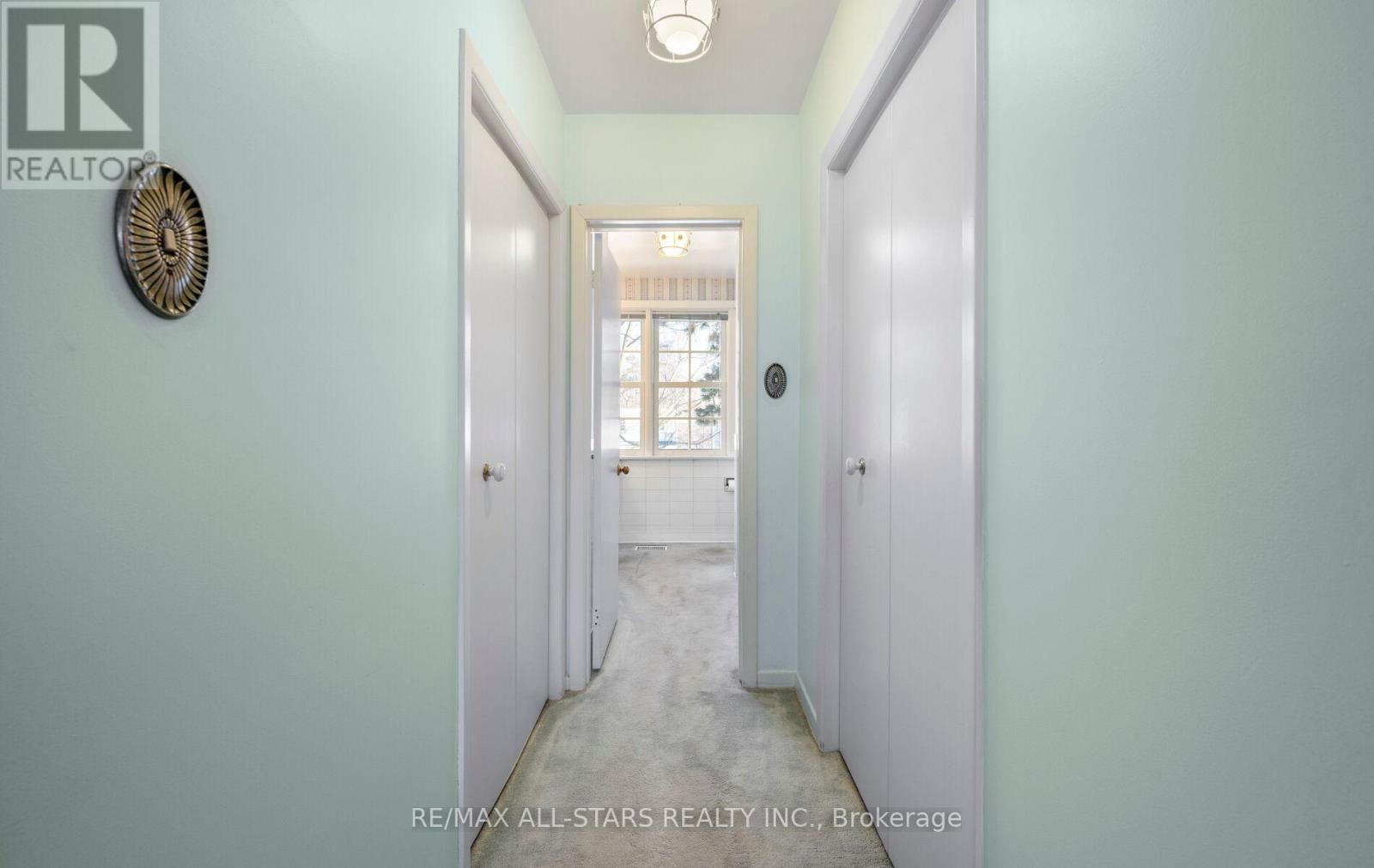 28 Montressor Drive, Toronto, Ontario  M2P 1Z1 - Photo 22 - C12838126