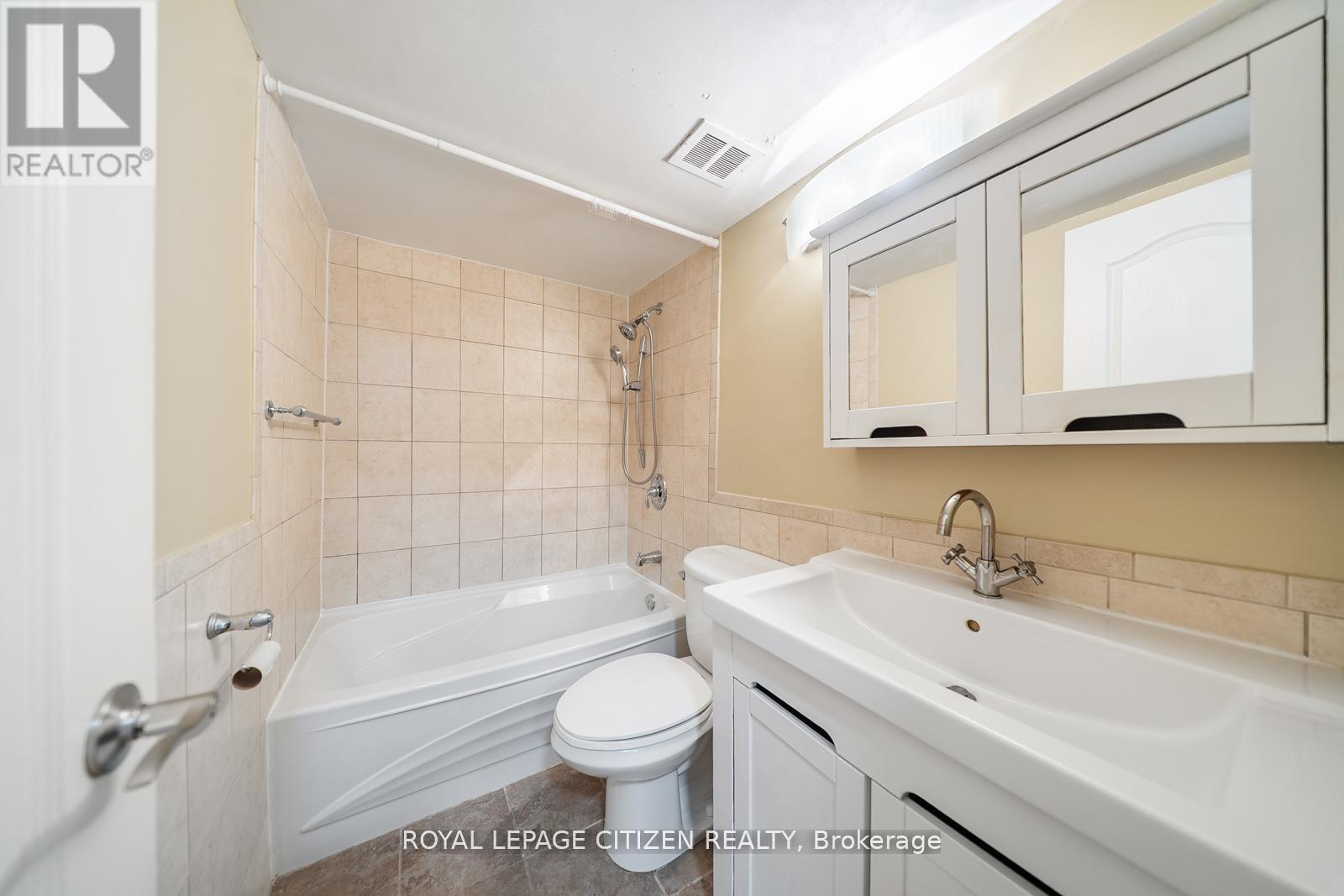 202 - 260 Seneca Hill Drive, Toronto, Ontario M2J 4S6 - Photo 18 - C12838182