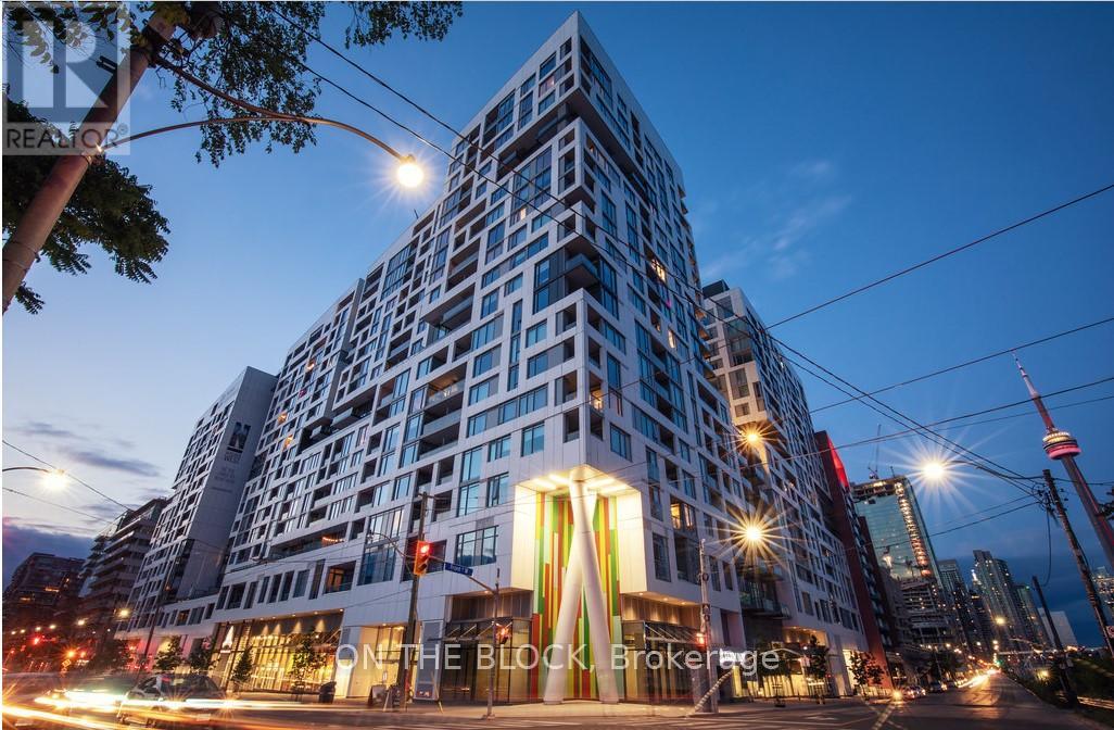 515 - 27 BATHURST STREET, Toronto, Ontario