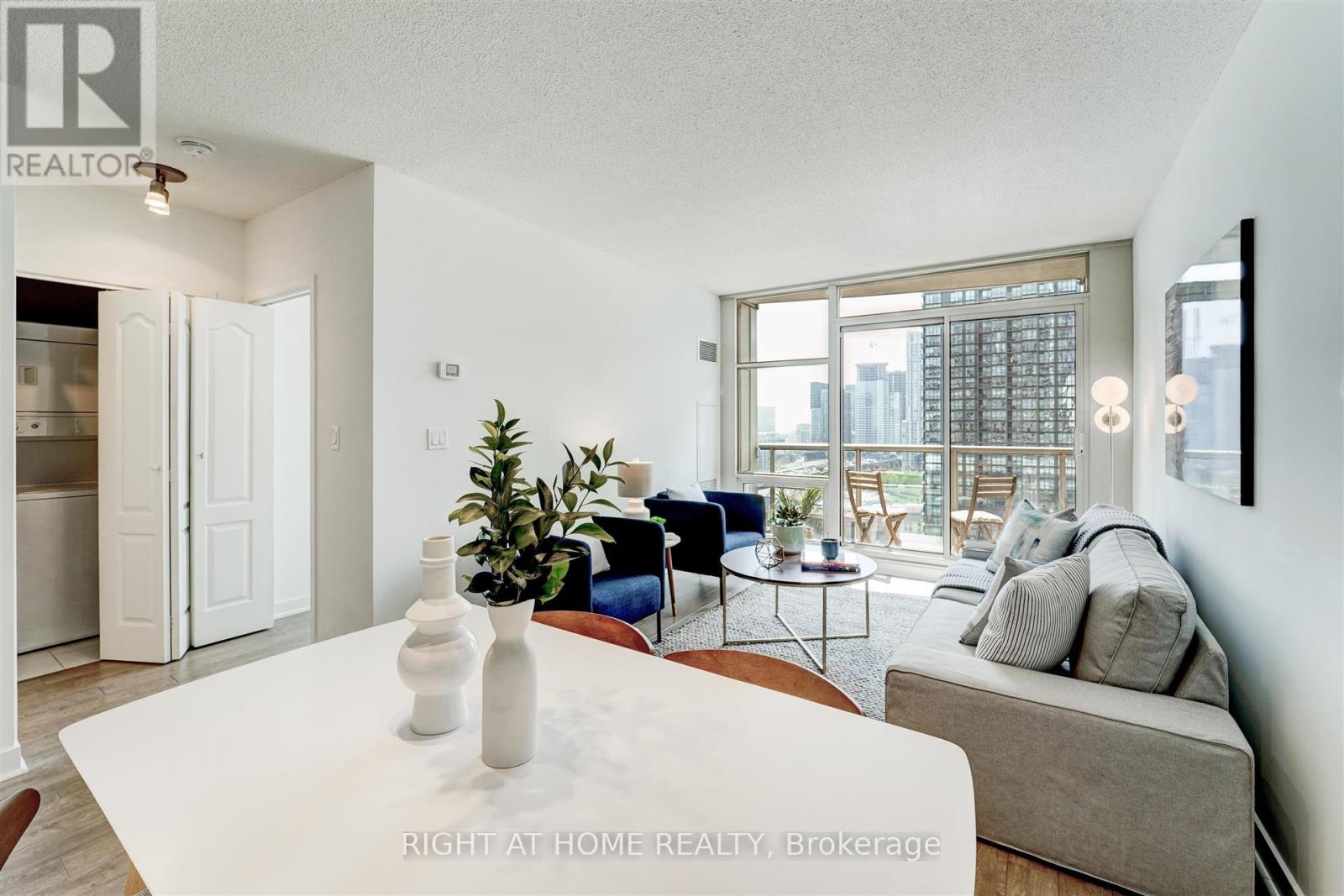 2001 - 10 Navy Wharf Court, Toronto, Ontario  M5V 3V2 - Photo 14 - C12838222