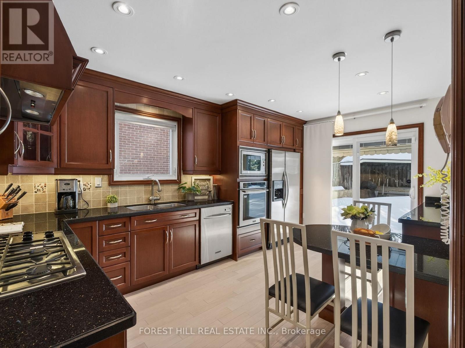 694 Conacher Drive, Toronto, Ontario  M2M 3N6 - Photo 12 - C12838330