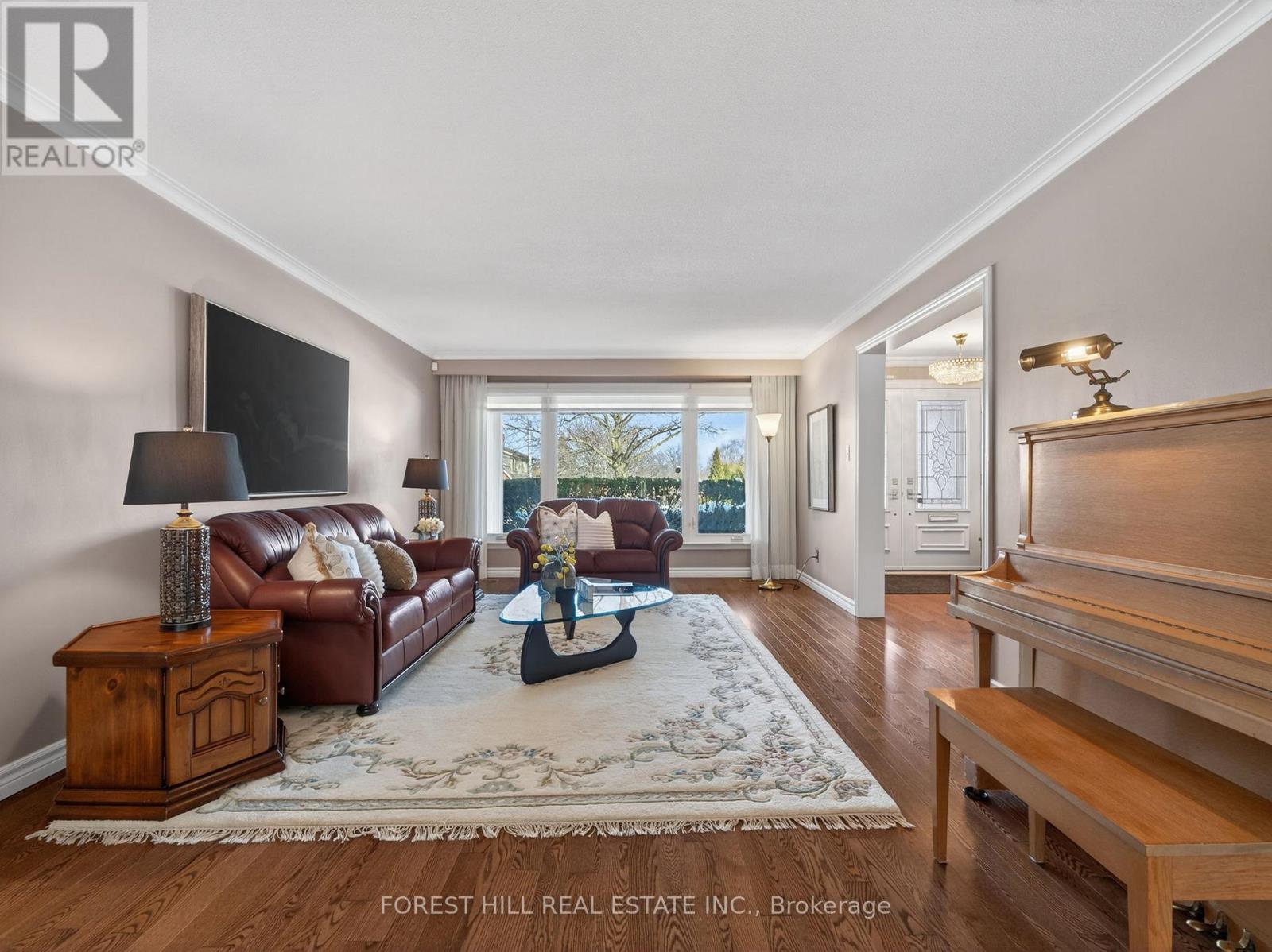 694 Conacher Drive, Toronto, Ontario  M2M 3N6 - Photo 7 - C12838330