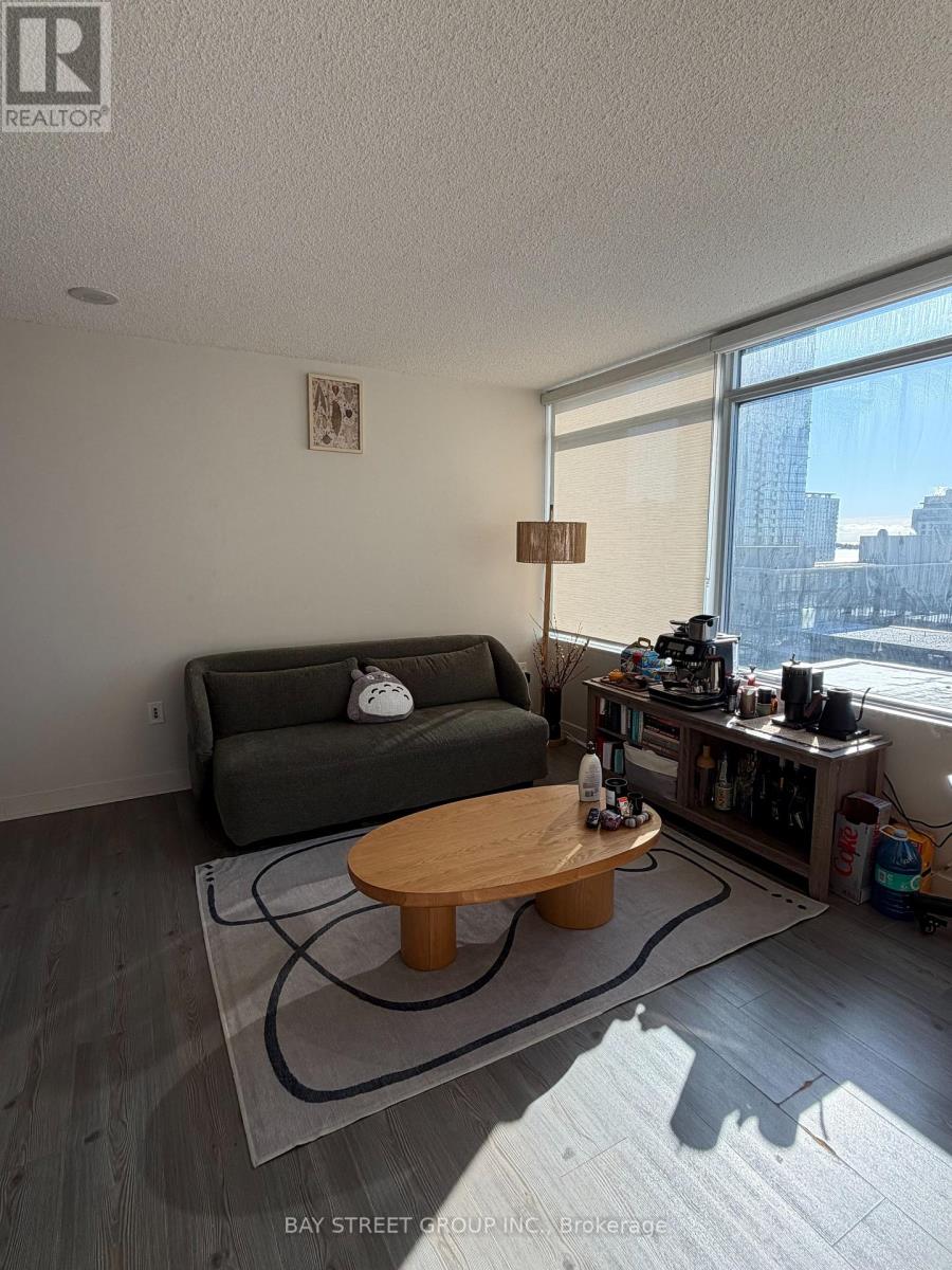 909 - 25 Telegram Mews, Toronto (Waterfront Communities), Ontario  M5V 3Z1 - Photo 7 - C12838396