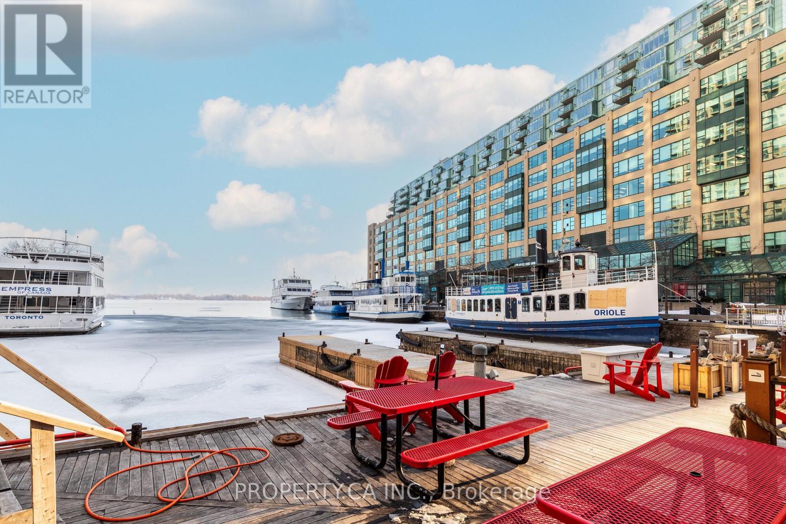 2212 - 77 Harbour Square, Toronto, Ontario  M5J 2S2 - Photo 27 - C12838438