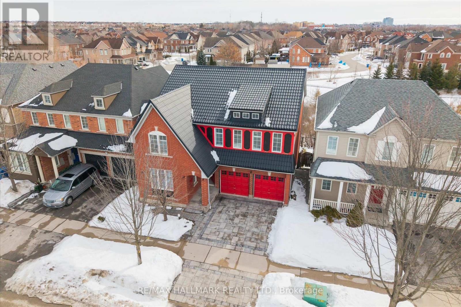 35 HASKELL AVENUE, Ajax, Ontario