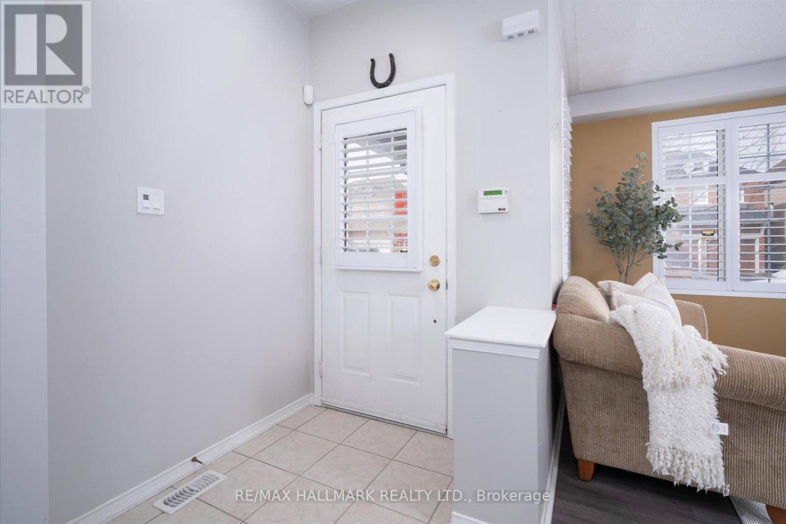 35 Haskell Avenue, Ajax, Ontario L1T 4Y8 - Photo 5 - E12834296