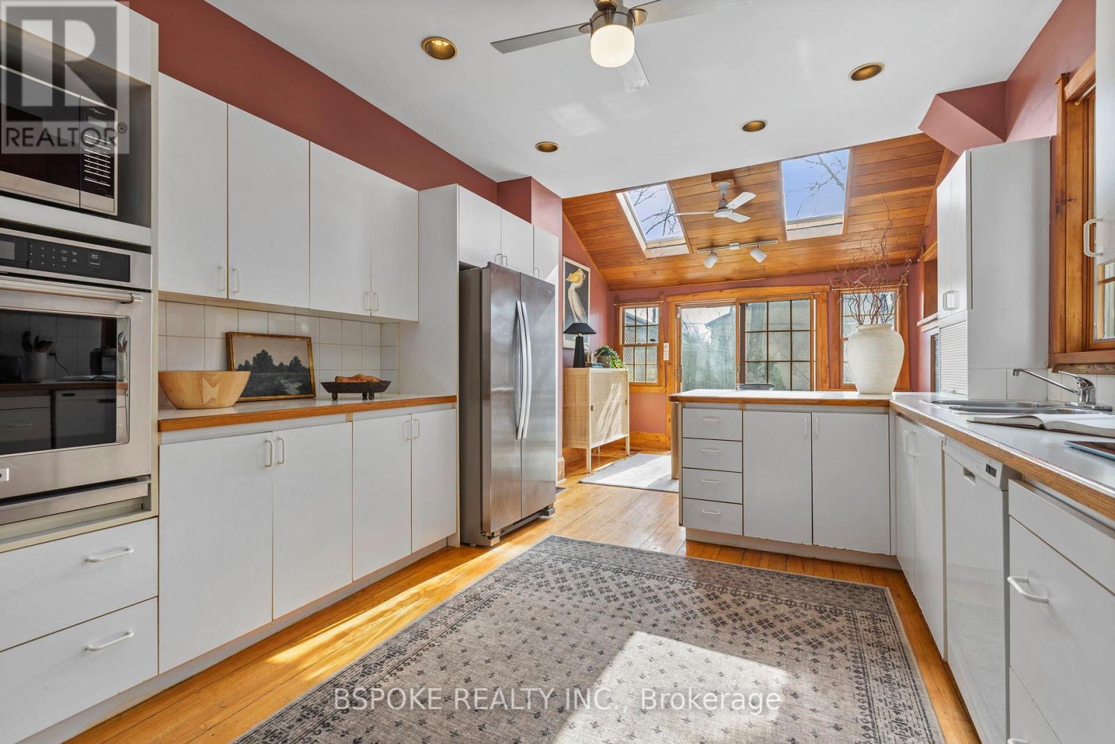 61 First Avenue, Toronto, Ontario  M4M 1W7 - Photo 11 - E12838154