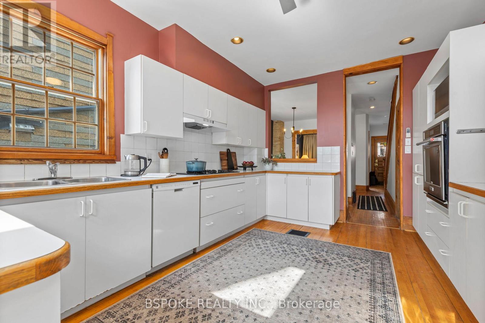 61 First Avenue, Toronto, Ontario  M4M 1W7 - Photo 12 - E12838154