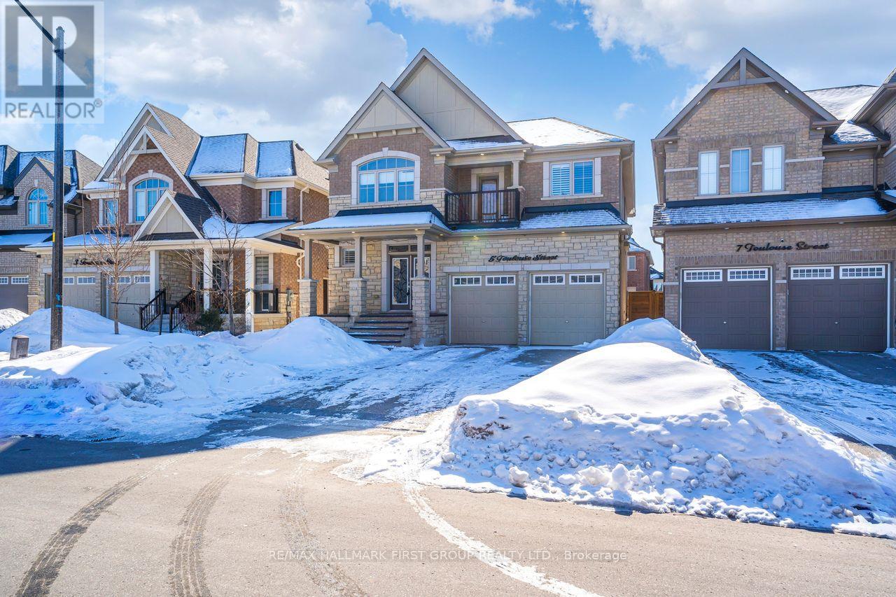 5 Toulouse Street, Whitby, Ontario  L1P 0J2 - Photo 2 - E12838226