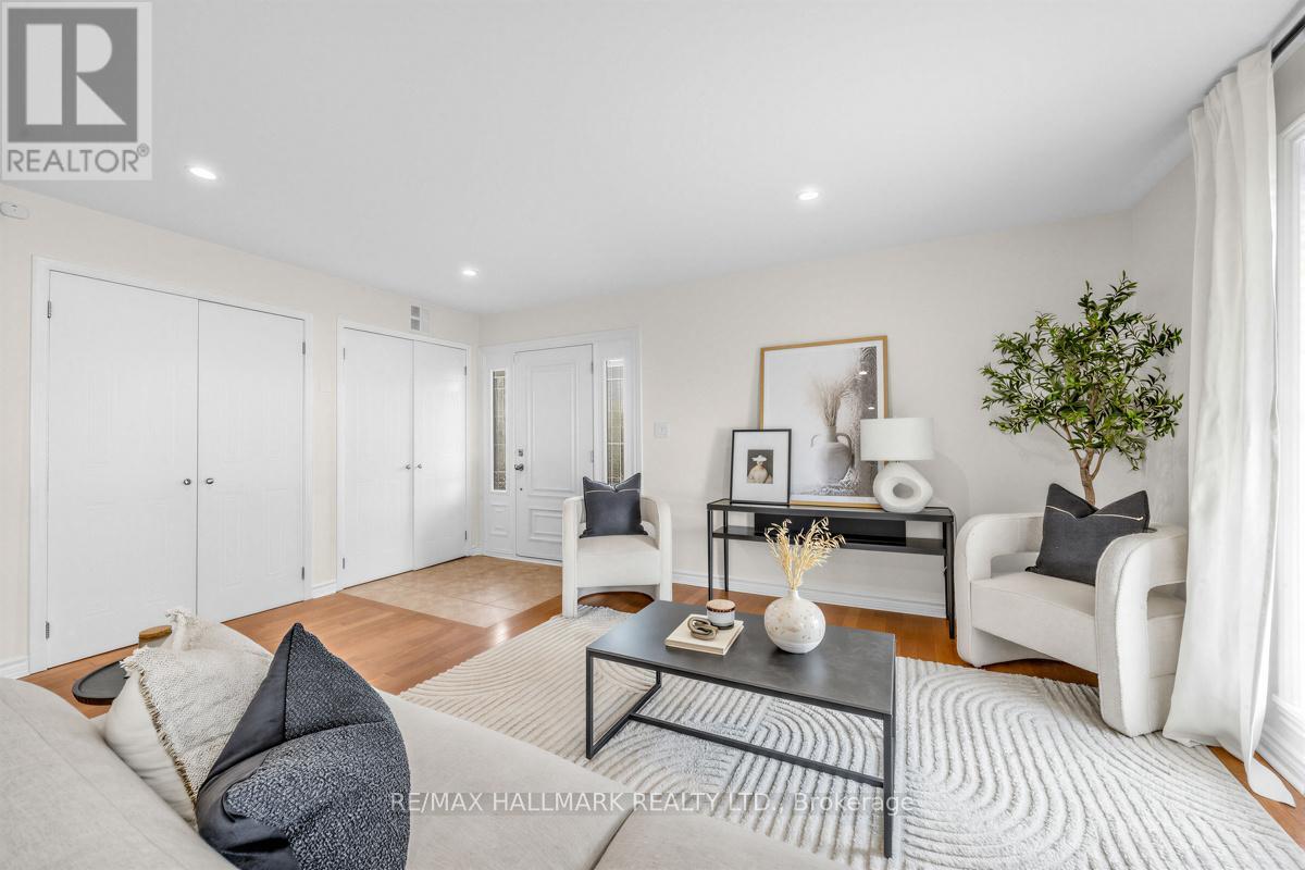 90 Leroy Avenue, Toronto, Ontario  M4J 4G8 - Photo 11 - E12838260