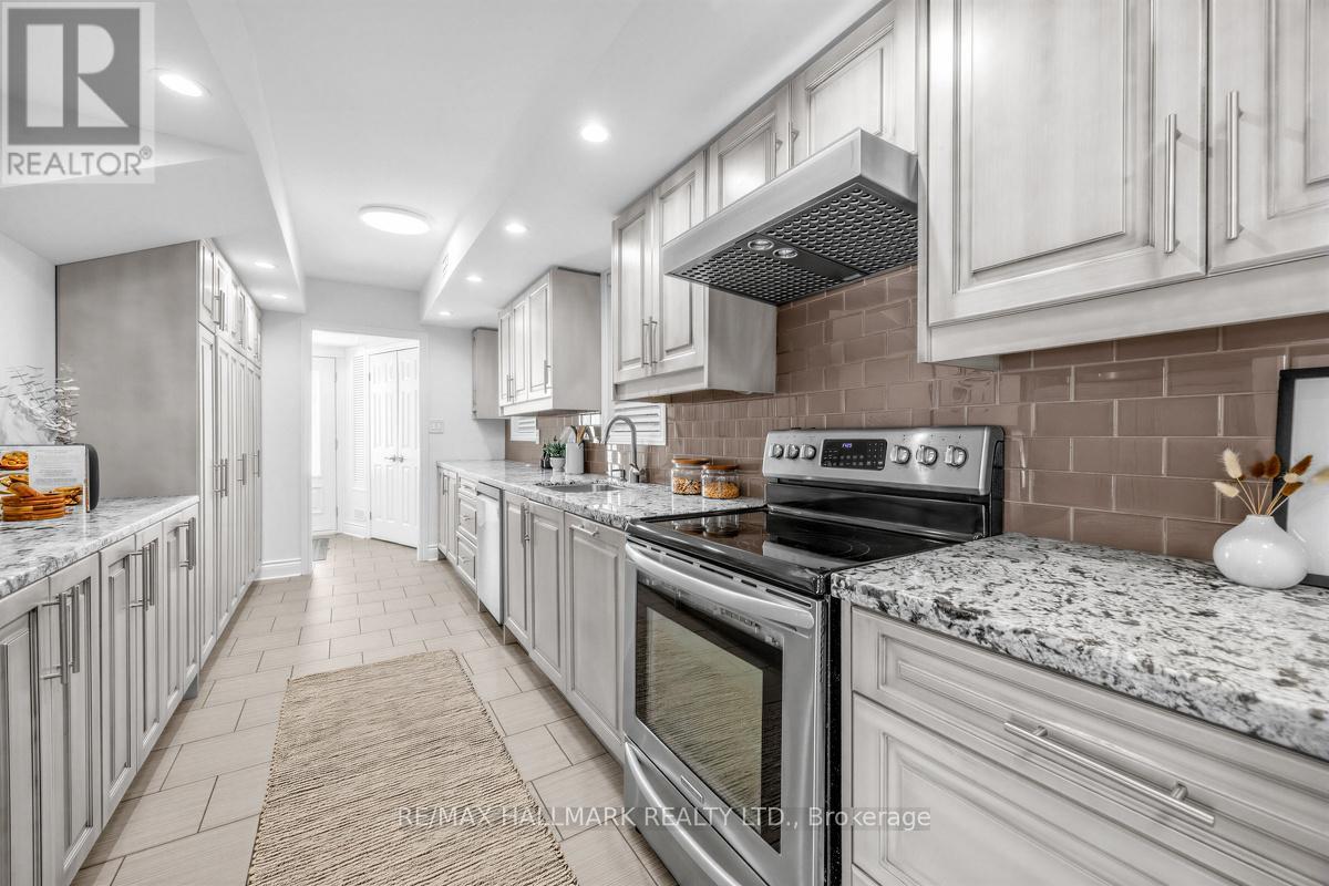 90 Leroy Avenue, Toronto, Ontario  M4J 4G8 - Photo 14 - E12838260