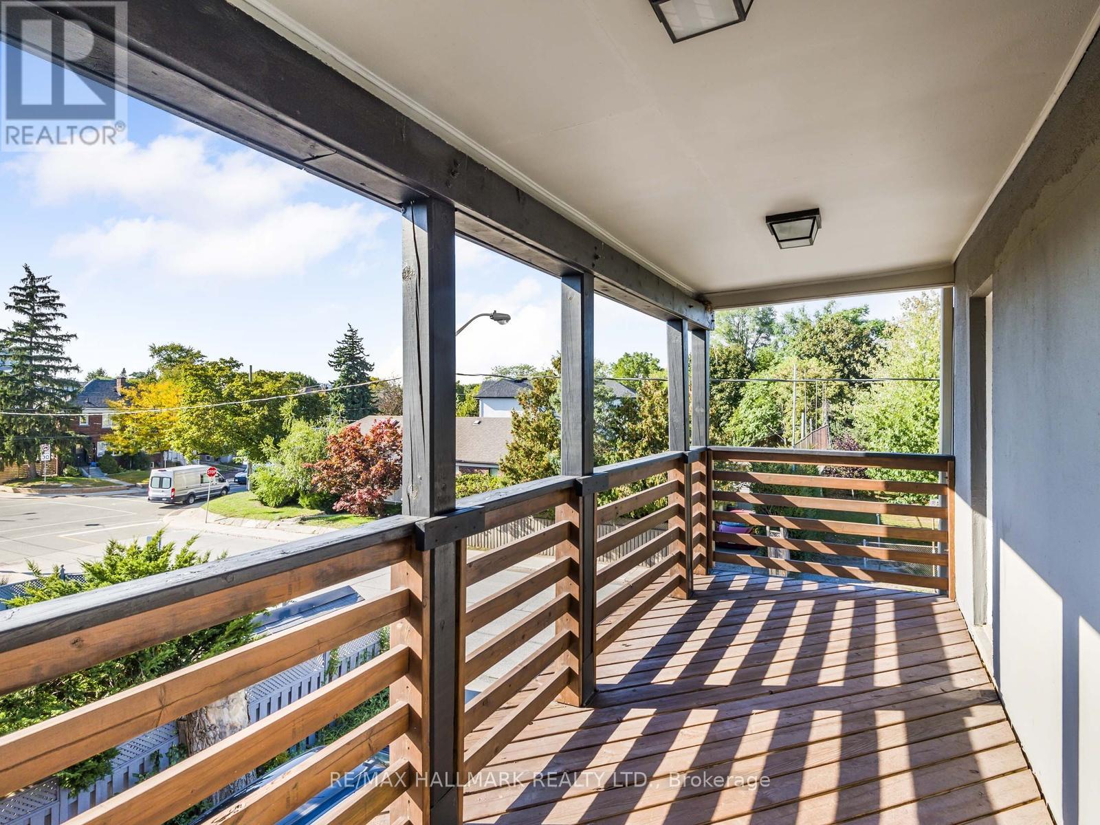 90 Leroy Avenue, Toronto, Ontario  M4J 4G8 - Photo 3 - E12838260