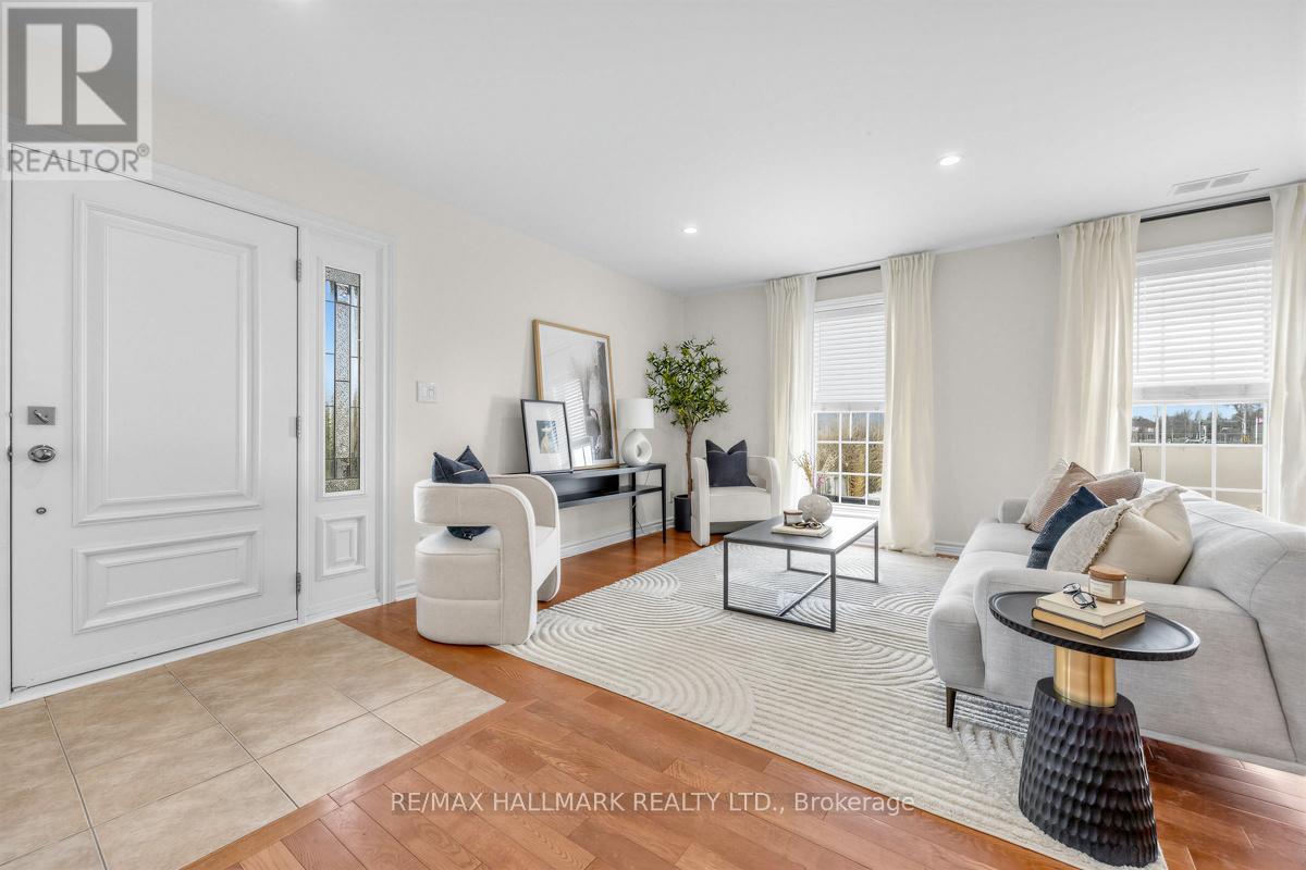 90 Leroy Avenue, Toronto, Ontario  M4J 4G8 - Photo 6 - E12838260