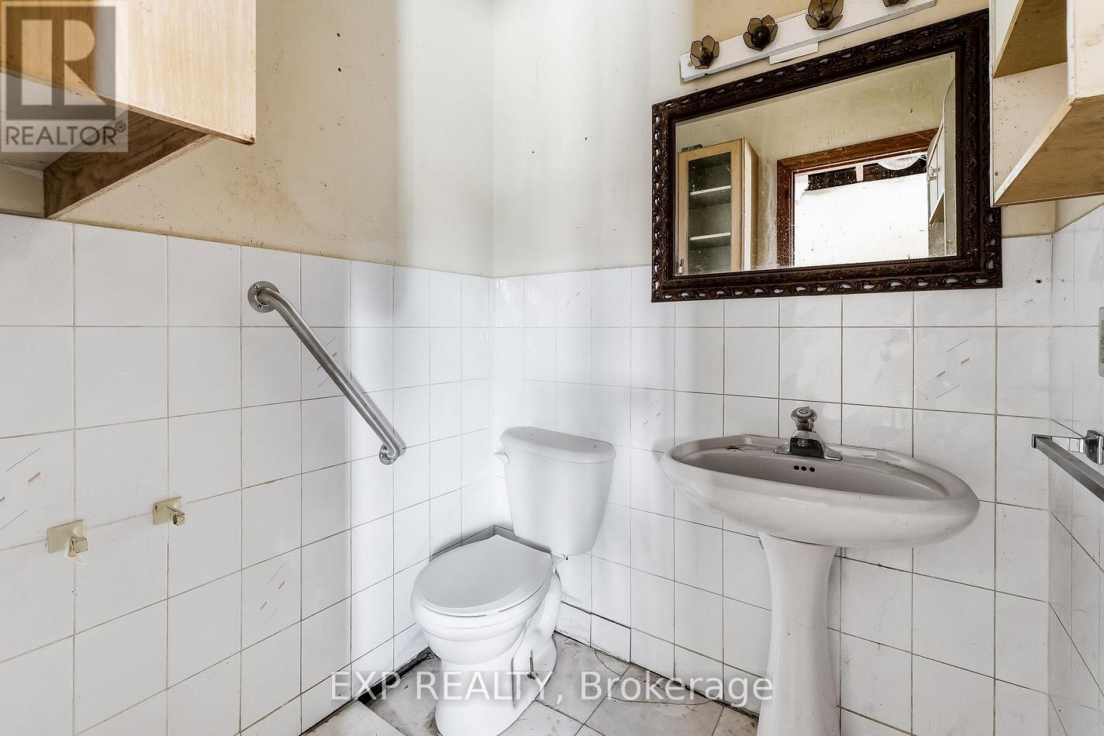 1622 Burns Street E, Whitby, Ontario  L1N 9E2 - Photo 13 - E12838288