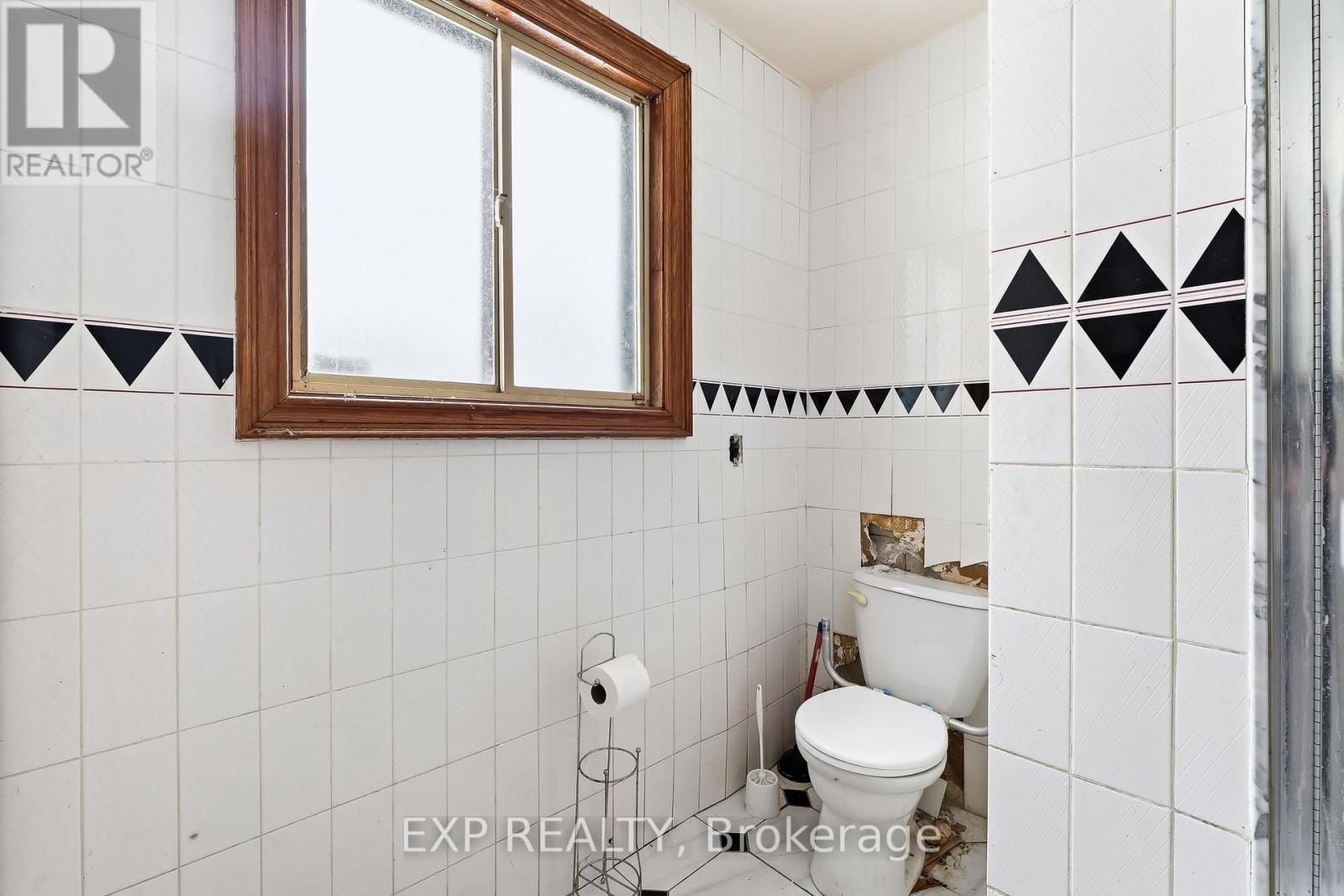 1622 Burns Street E, Whitby, Ontario  L1N 9E2 - Photo 23 - E12838288