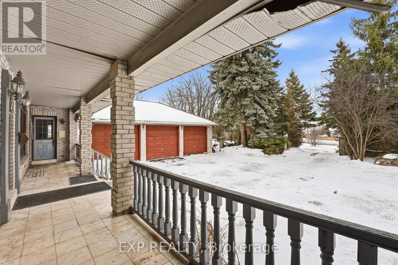 1622 Burns Street E, Whitby, Ontario  L1N 9E2 - Photo 7 - E12838288