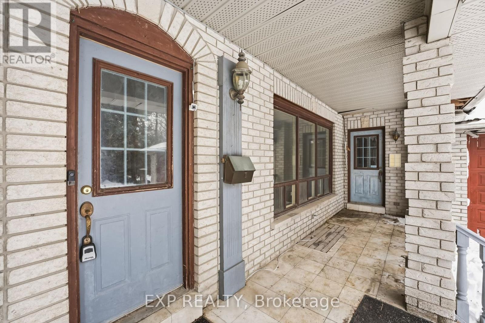 1622 Burns Street E, Whitby, Ontario  L1N 9E2 - Photo 8 - E12838288