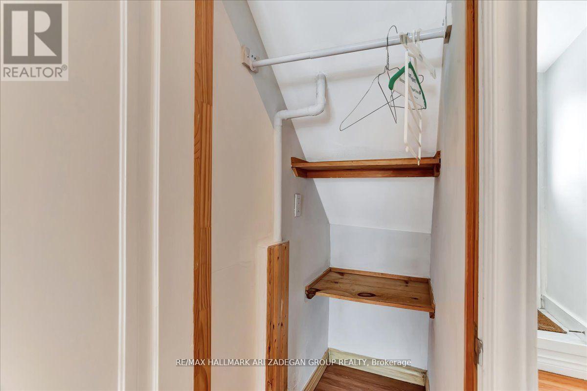 Upper Fl - 138 Booth Avenue, Toronto, Ontario  M4M 2M4 - Photo 14 - E12838442