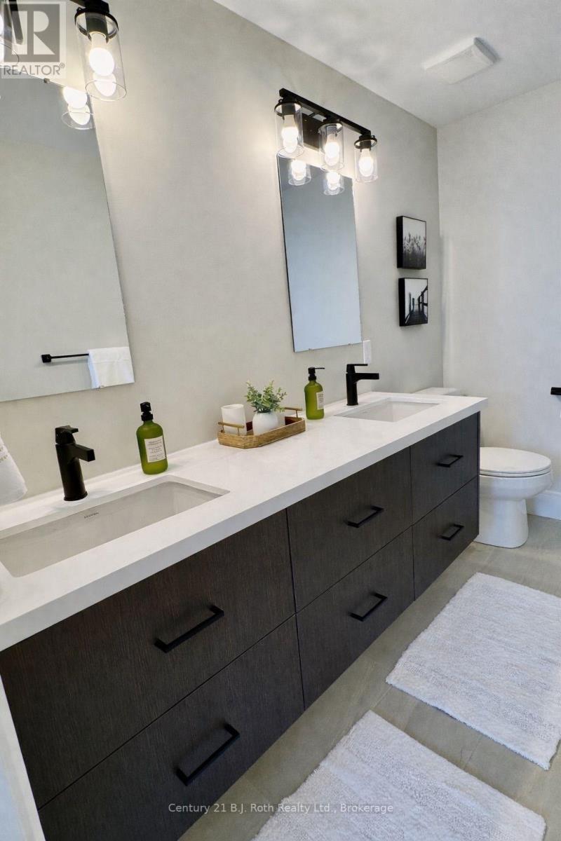 302 - 11 Treetops Lane, Huntsville, Ontario  P1H 1A9 - Photo 9 - X12833842