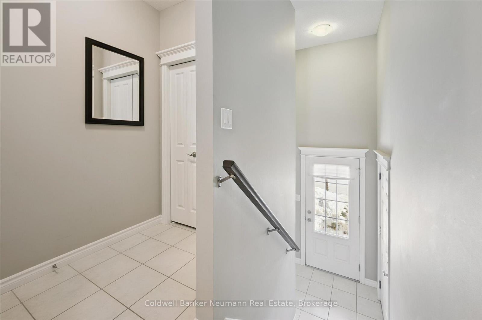 6 - 146 Downey Road, Guelph, Ontario  N1C 0A2 - Photo 3 - X12838348