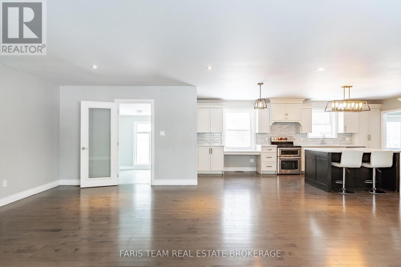 7349 County Road 14, Adjala-Tosorontio, Ontario  L0G 1W0 - Photo 12 - N12838130