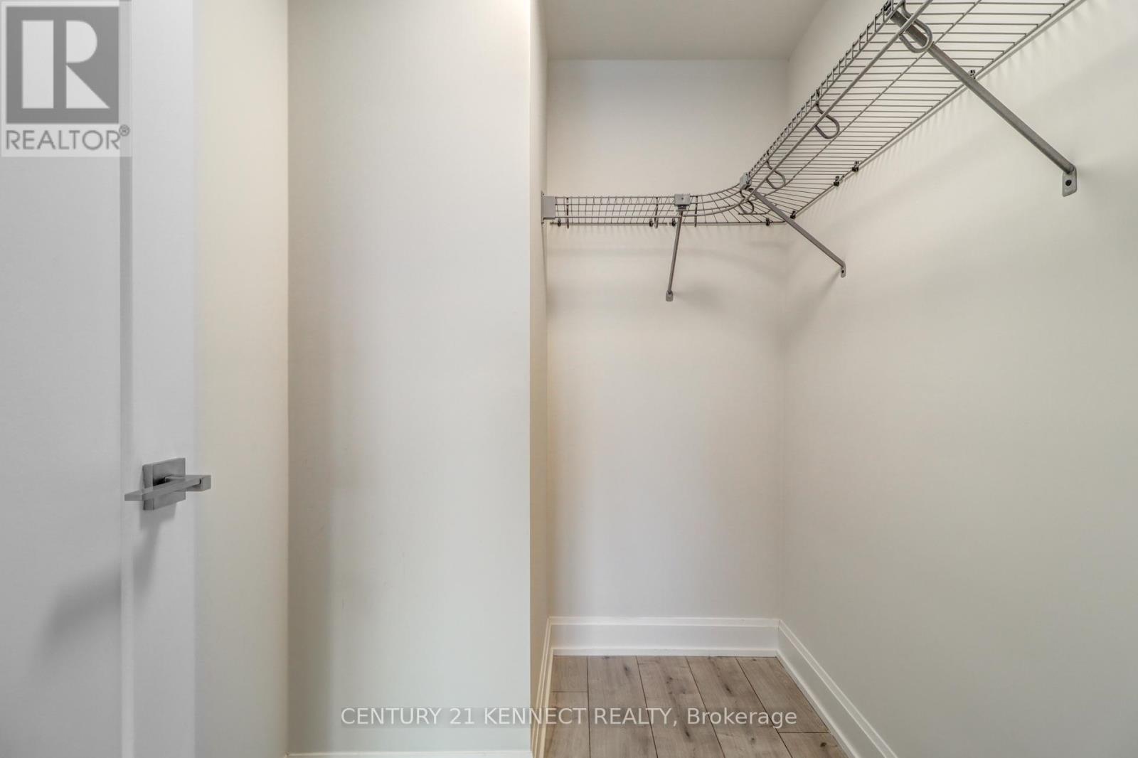 721 - 38 Water Walk Drive, Markham, Ontario L3R 6M8 - Photo 16 - N12838178