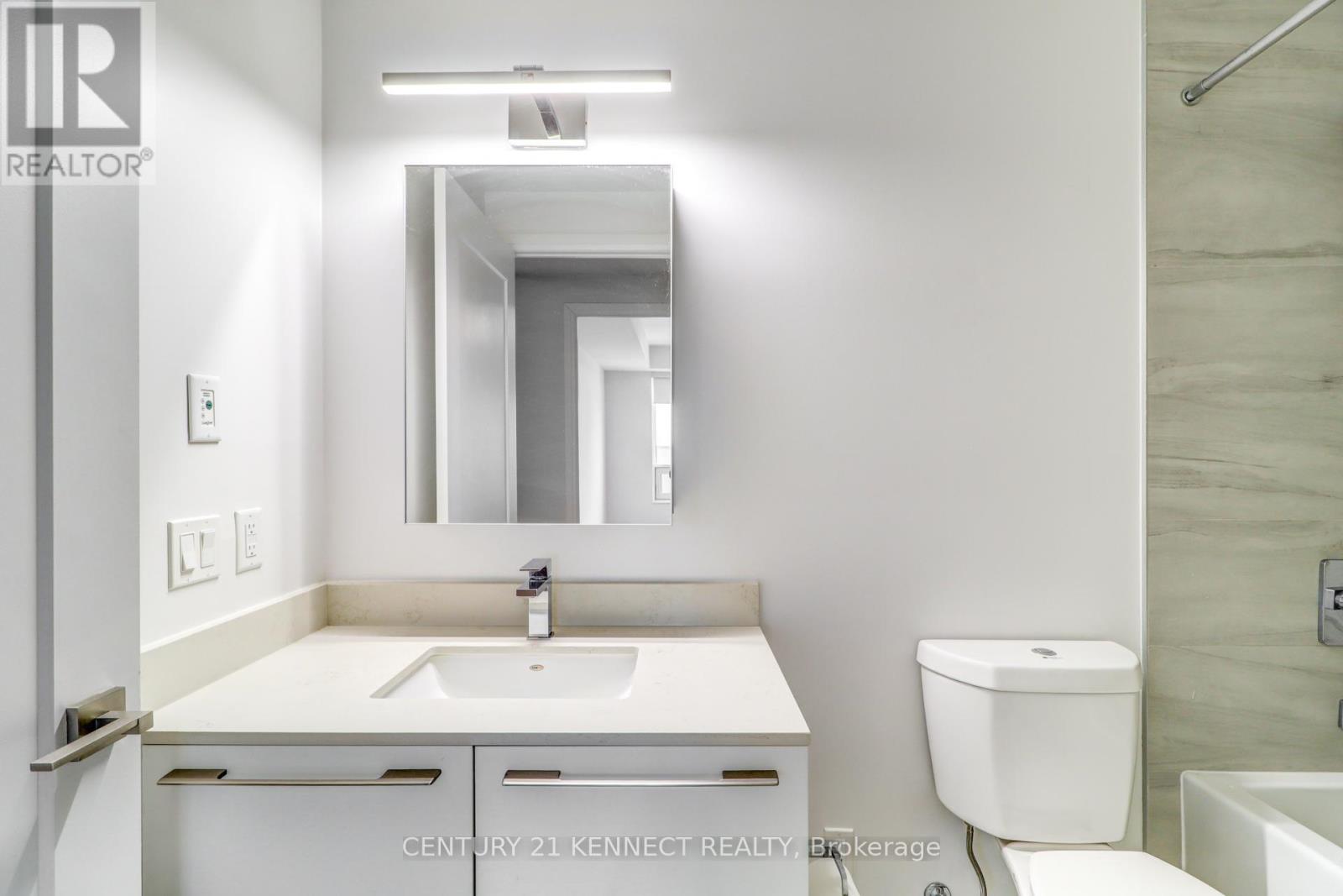 721 - 38 Water Walk Drive, Markham, Ontario L3R 6M8 - Photo 17 - N12838178