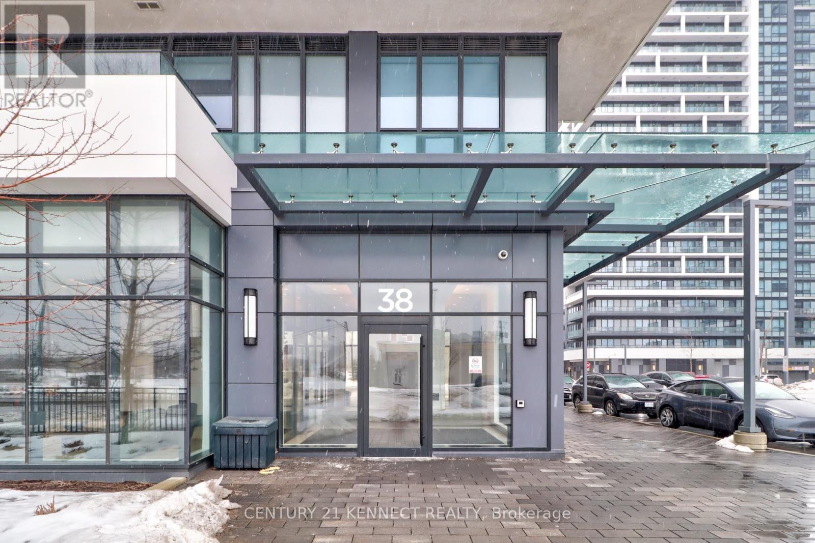 721 - 38 Water Walk Drive, Markham, Ontario L3R 6M8 - Photo 2 - N12838178